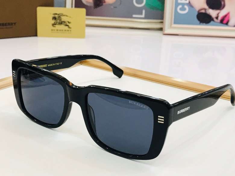 Picture of Burberry Sunglasses _SKUfw49886307fw